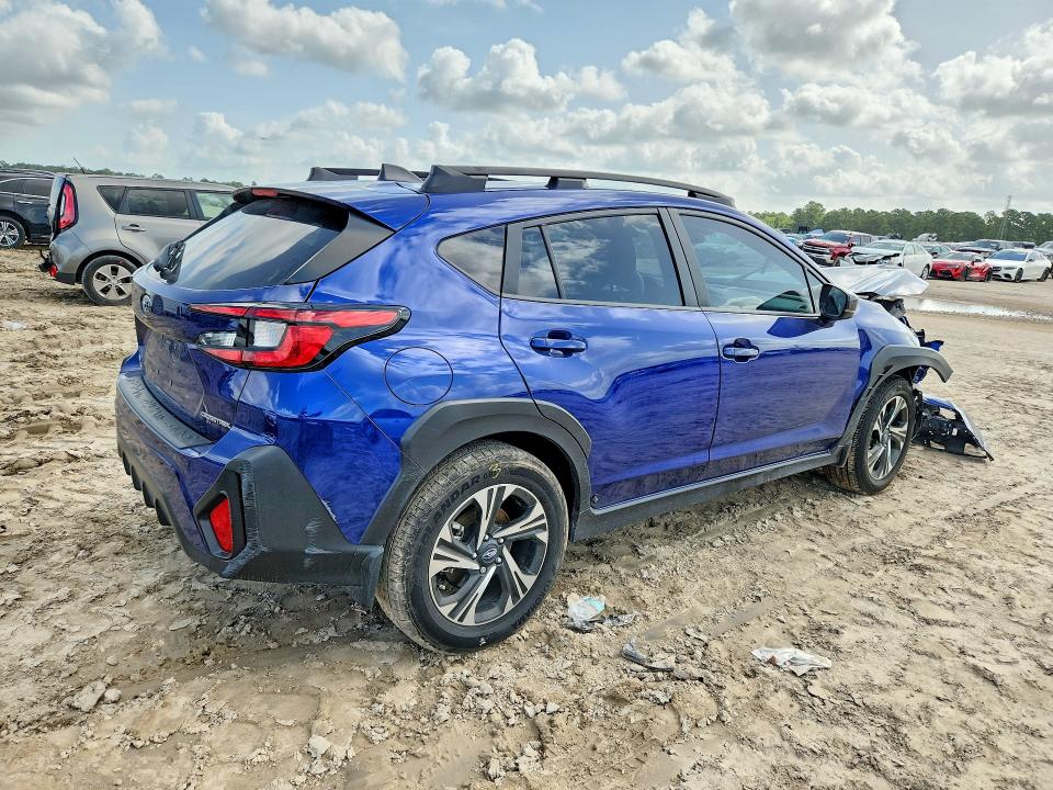 Photo 3 from auction – 2025 SUBARU CROSSTREK with VIN JF2GUHDCXS8263477