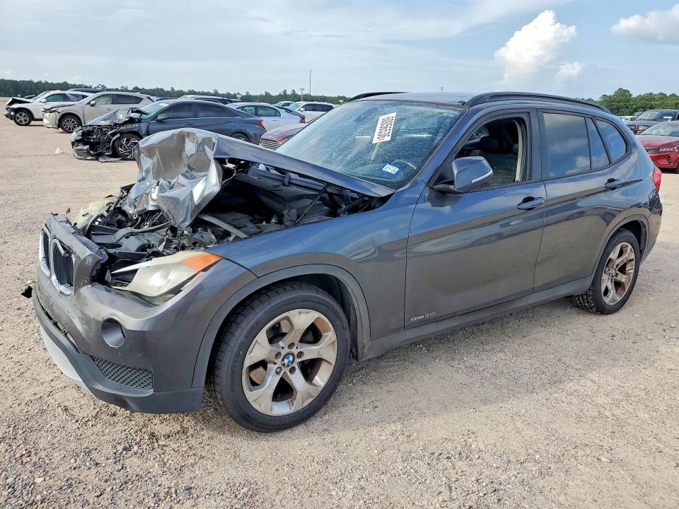 BMW X1 2014 with VIN WBAVM1C51EVW50339 - Photo from auction