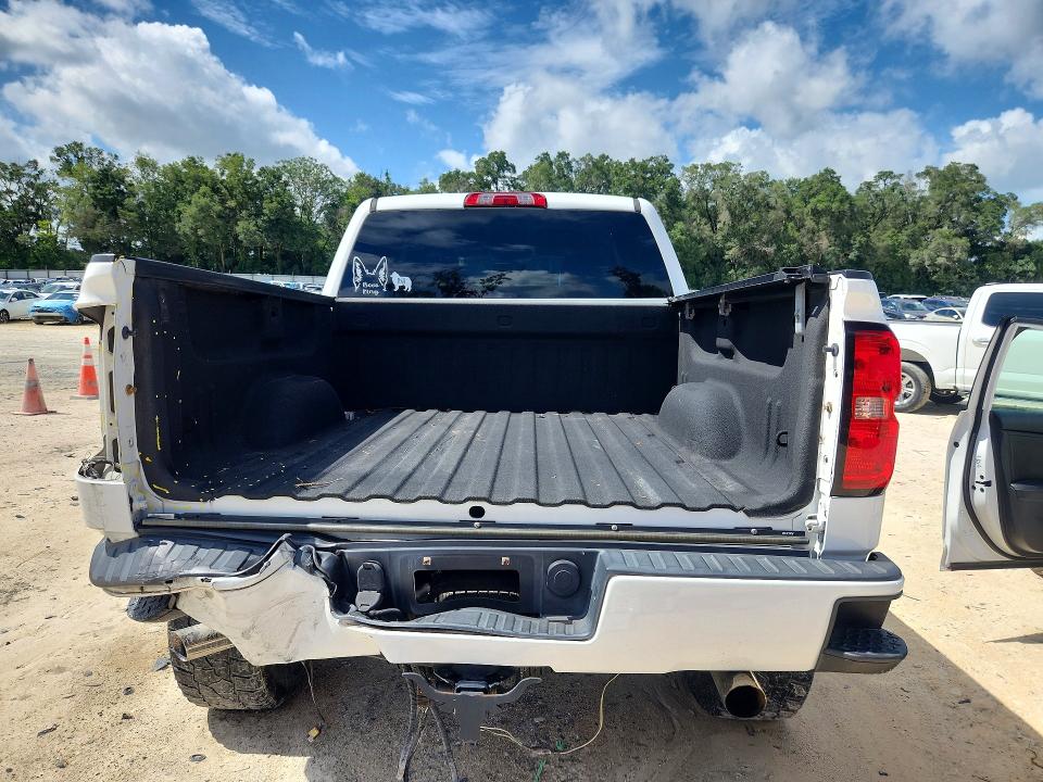 Photo 6 from auction – 2016 CHEVROLET SILVERADO with VIN 3GCUKREC7GG250683