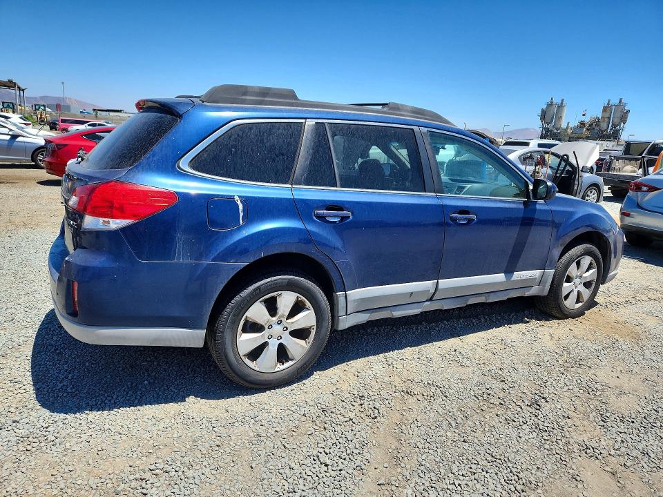 Photo 3 from auction – 2010 SUBARU OUTBACK with VIN 4S4BRBGC3A3382689