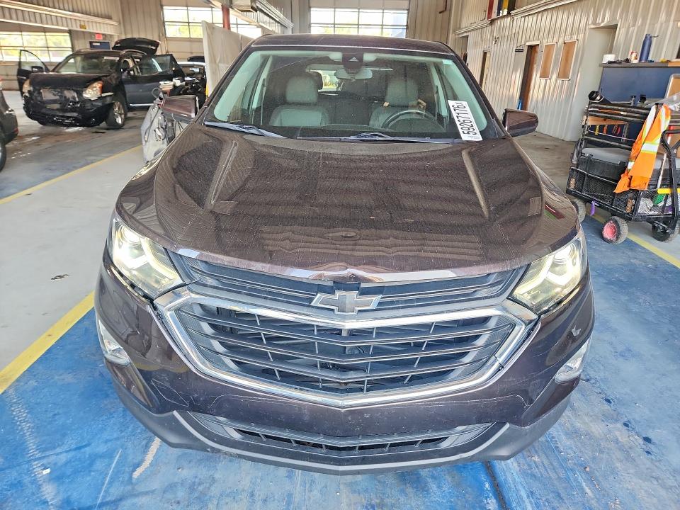 Photo 5 from auction – 2020 CHEVROLET EQUINOX with VIN 2GNAXKEVXL6134050