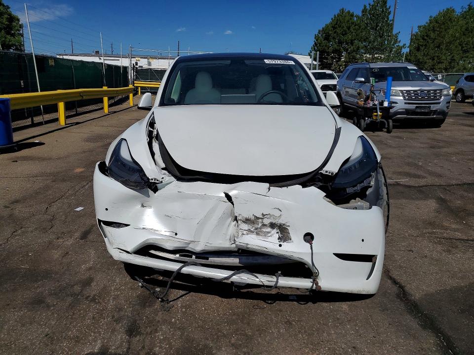 Photo 5 from auction – 2022 TESLA Y with VIN 7SAYGDEF4NF405969