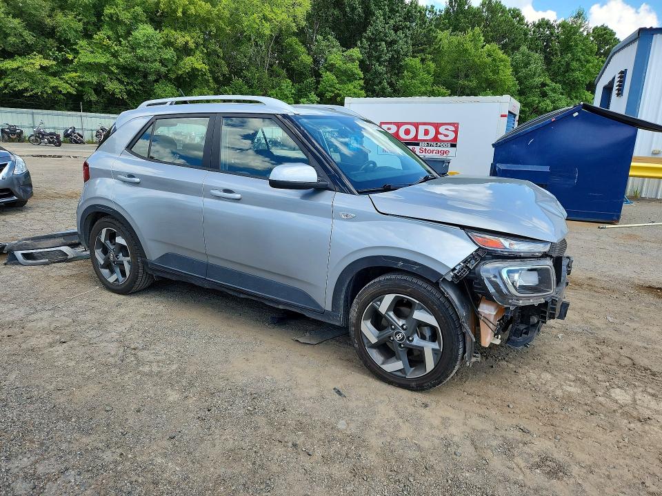 Photo 4 from auction – 2023 HYUNDAI VENUE with VIN KMHRC8A3XPU219696