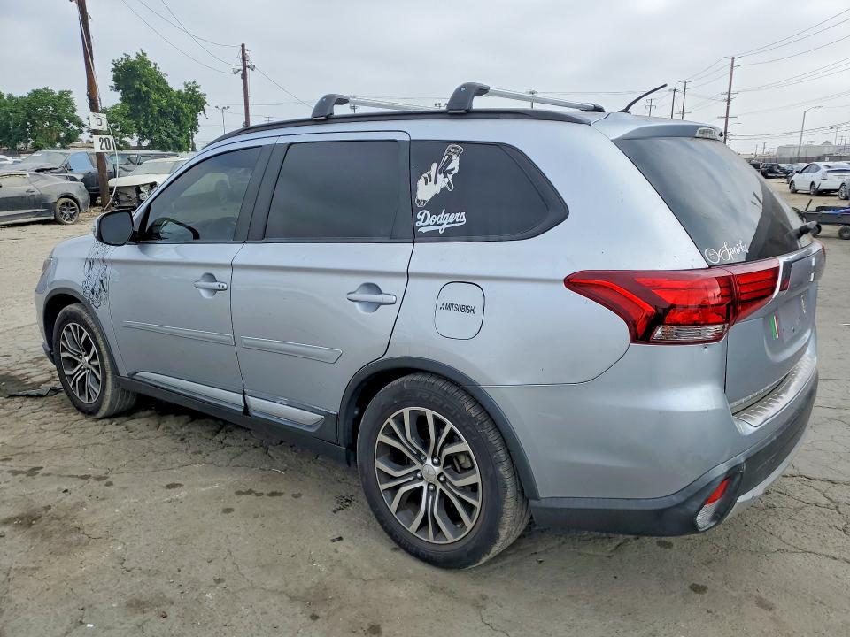 Photo 2 from auction – 2016 MITSUBISHI OUTLANDER with VIN JA4AD3A37GZ016098