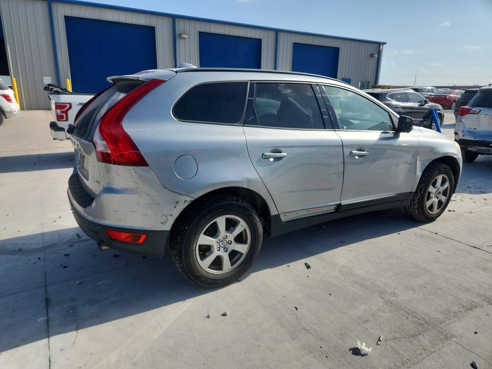 Photo 3 from auction – 2010 VOLVO XC60 with VIN YV4982DL4A2077747