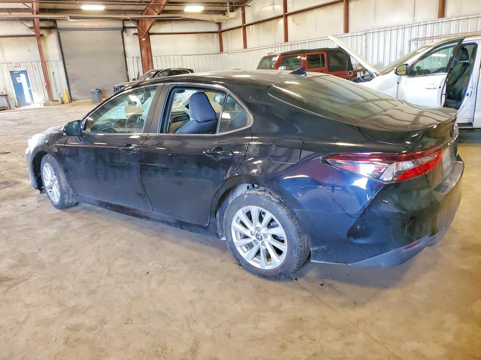 Photo 2 from auction – 2023 TOYOTA CAMRY with VIN 4T1C11AK2PU804038