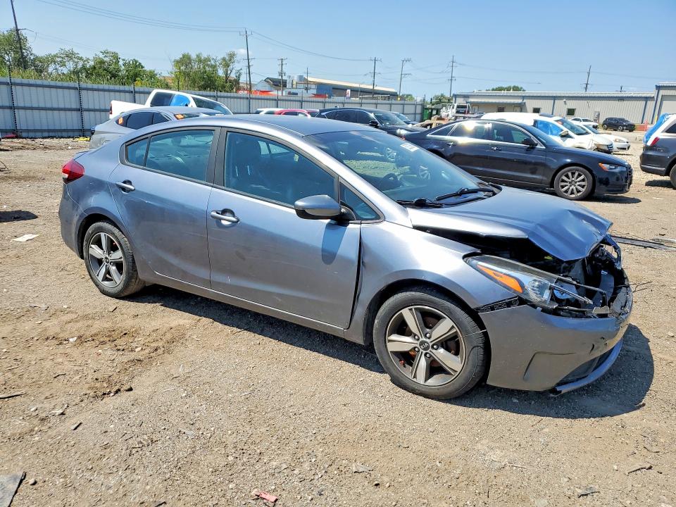 Zdjęcie 4 z aukcji – 2018 KIA FORTE z VIN 3KPFL4A73JE249809