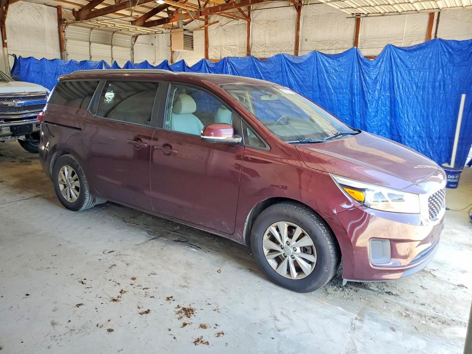 Photo 4 from auction – 2016 KIA SEDONA with VIN KNDMB5C17G6124092