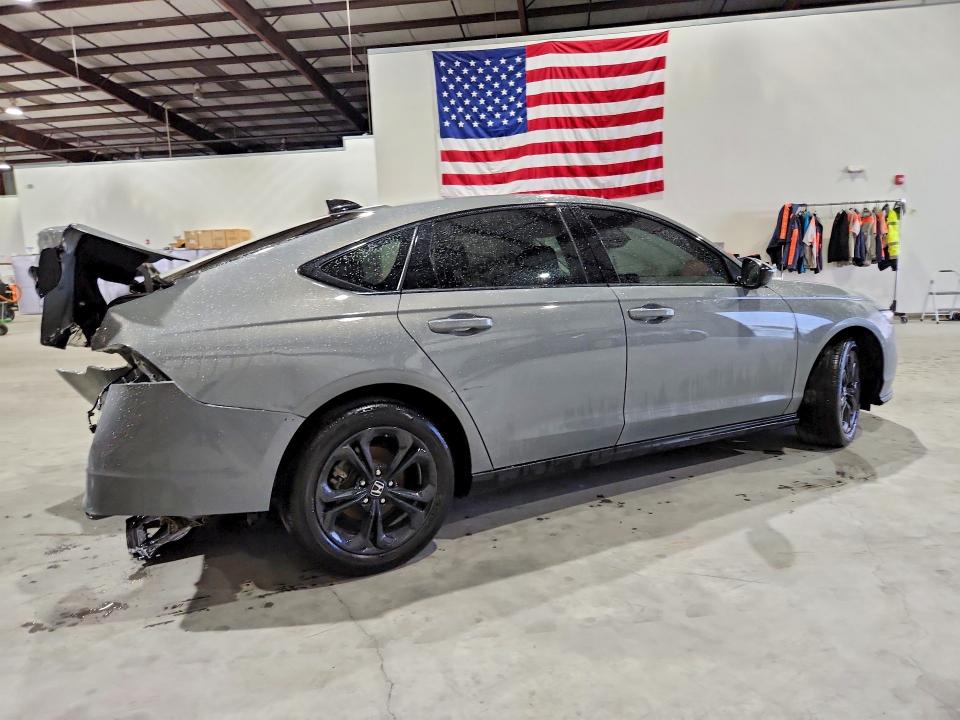 Photo 3 from auction – 2025 HONDA ACCORD with VIN 1HGCY1F49SA045328
