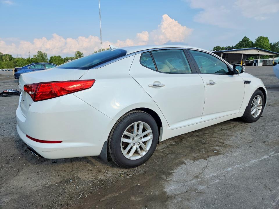 Photo 3 from auction – 2013 KIA OPTIMA with VIN KNAGM4A76D5425315