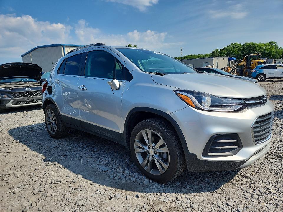 Photo 4 from auction – 2020 CHEVROLET TRAX with VIN KL7CJPSB7LB042351