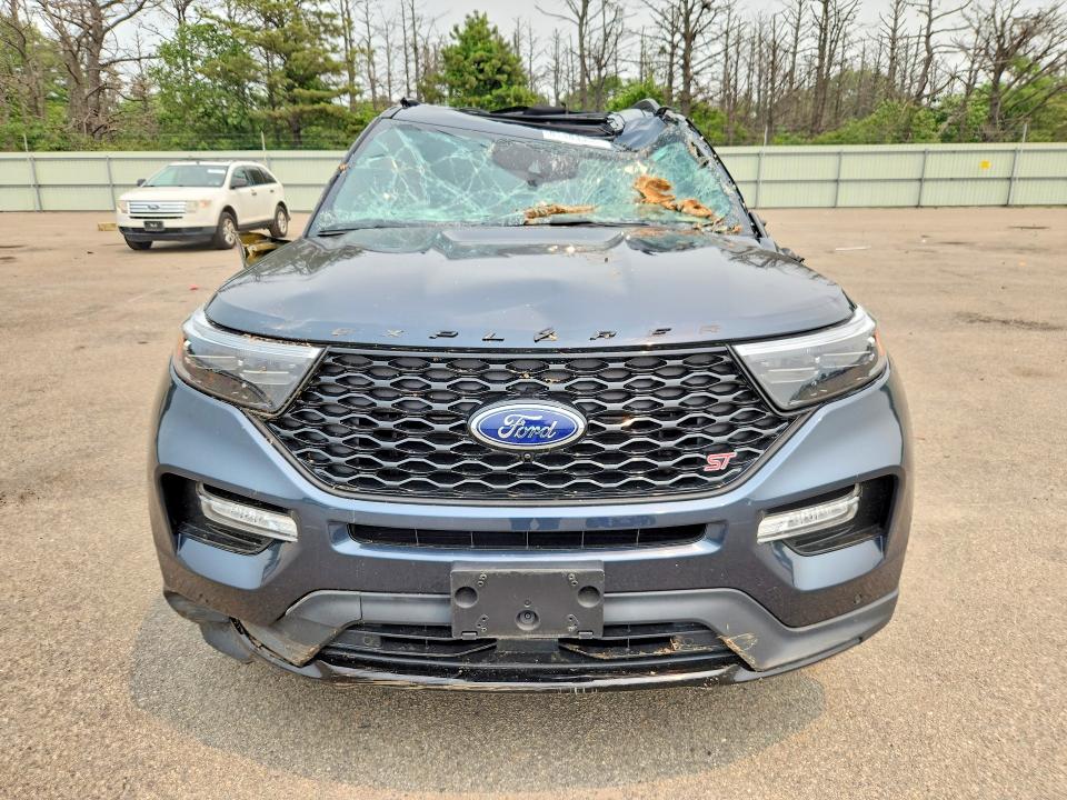 Photo 5 from auction – 2024 FORD EXPLORER ST with VIN 1FM5K8GC7RGA85904