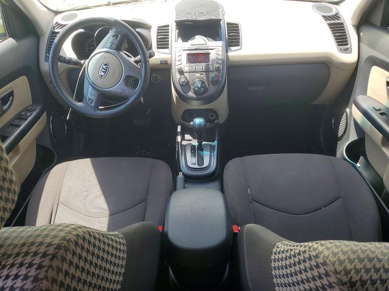 Photo 8 from auction – 2010 KIA SOUL with VIN KNDJT2A26A7122460