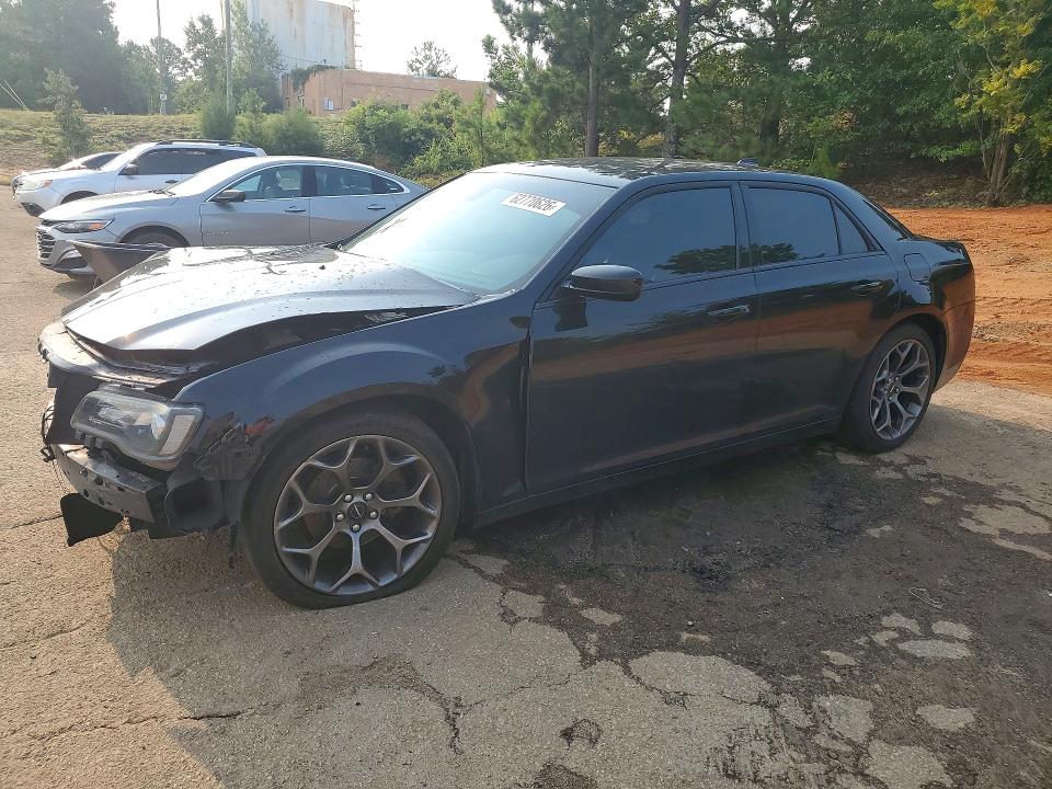 CHRYSLER 300 2015 with VIN 2C3CCABG6FH760379 - Photo from auction
