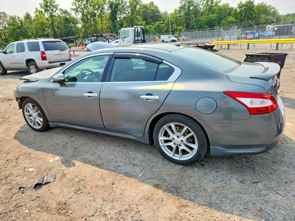 Photo 2 from auction – 2010 NISSAN MAXIMA with VIN 1N4AA5AP1AC874891