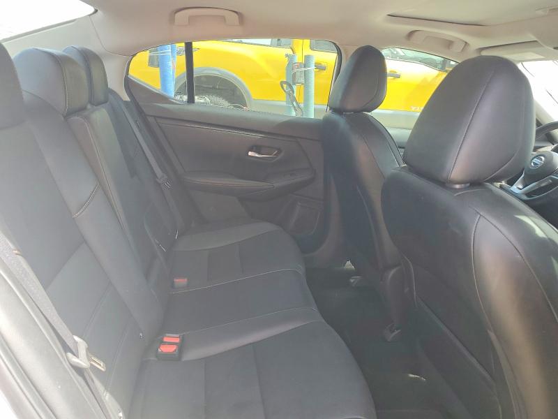 Photo 10 from auction – 2022 NISSAN SENTRA with VIN 3N1AB8DV5NY226831