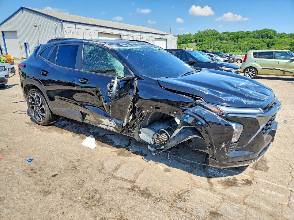 Photo 4 from auction – 2025 CHEVROLET TRAX with VIN KL77LJEP0SC272807