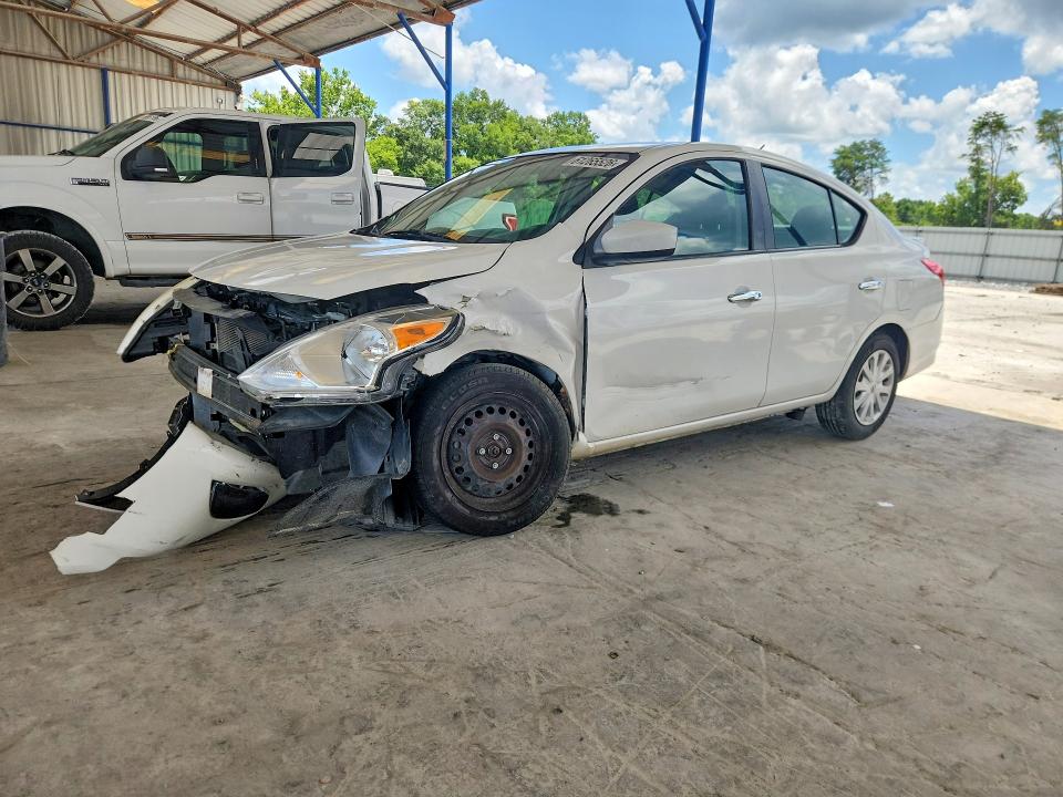 NISSAN VERSA 2019 with VIN 3N1CN7AP0KL868639 - Photo from auction