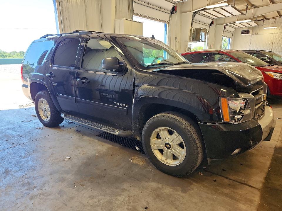 Photo 4 from auction – 2013 CHEVROLET TAHOE with VIN 1GNSKBE06DR251492
