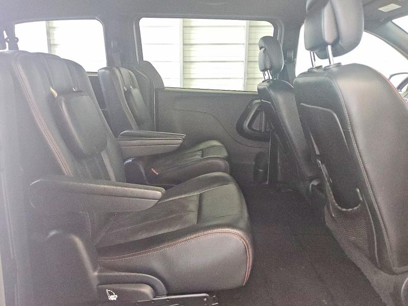 Photo 11 from auction – 2016 DODGE GRAND CARAVAN with VIN 2C4RDGEG7GR320362