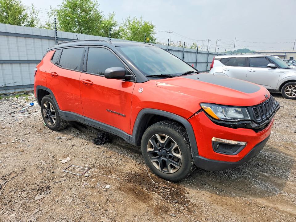 Photo 4 from auction – 2017 JEEP COMPASS with VIN 3C4NJDDB2HT667060