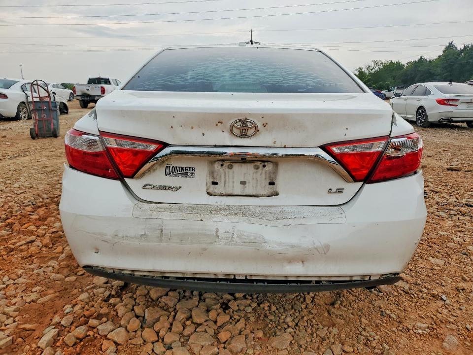 Фото 6 с аукциона – 2016 TOYOTA CAMRY с VIN 4T4BF1FK1GR564802