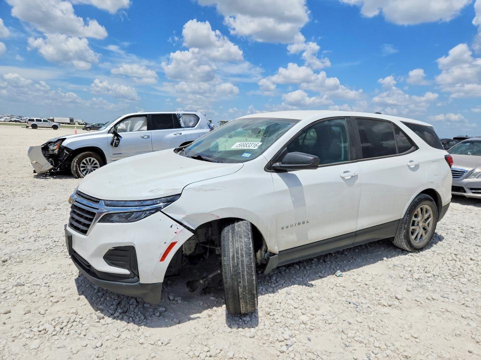 CHEVROLET EQUINOX 2022 with VIN 3GNAXHEV7NS146745 - Photo from auction