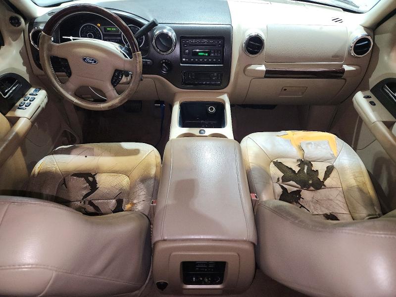Photo 8 from auction – 2005 FORD EXPEDITION with VIN 1FMFU20525LA70090