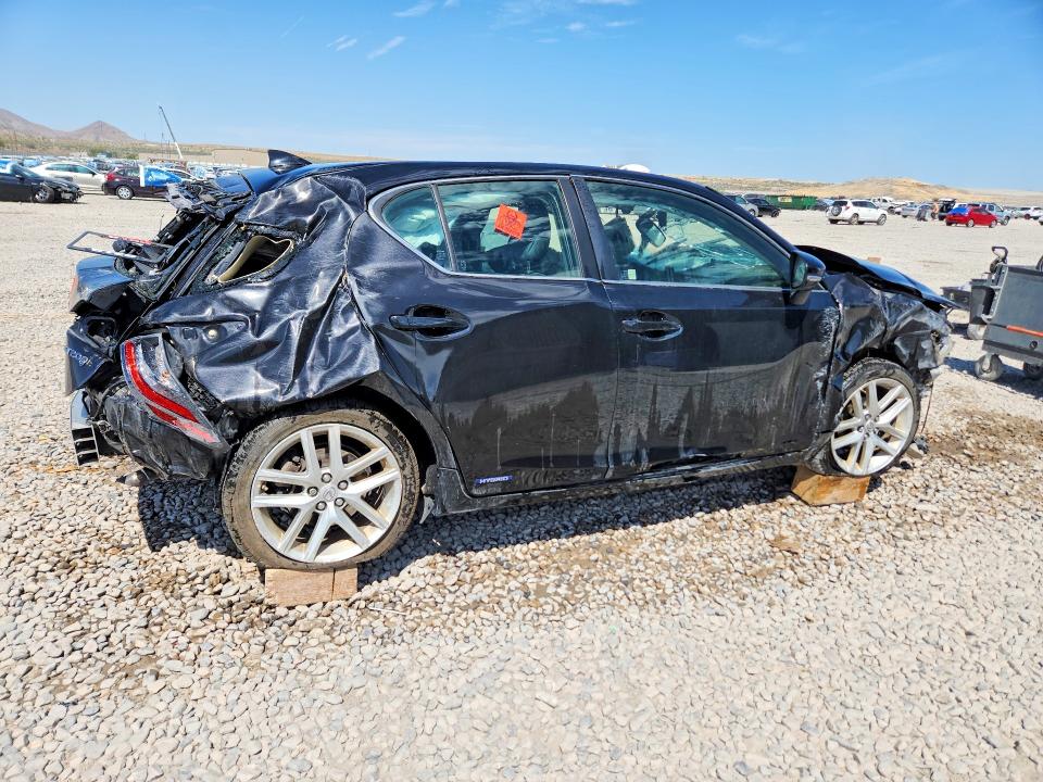 Photo 3 from auction – 2017 LEXUS CT with VIN JTHKD5BH4H2285913