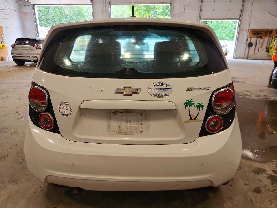 Photo 6 from auction – 2012 CHEVROLET SONIC with VIN 1G1JA6SHXC4142840