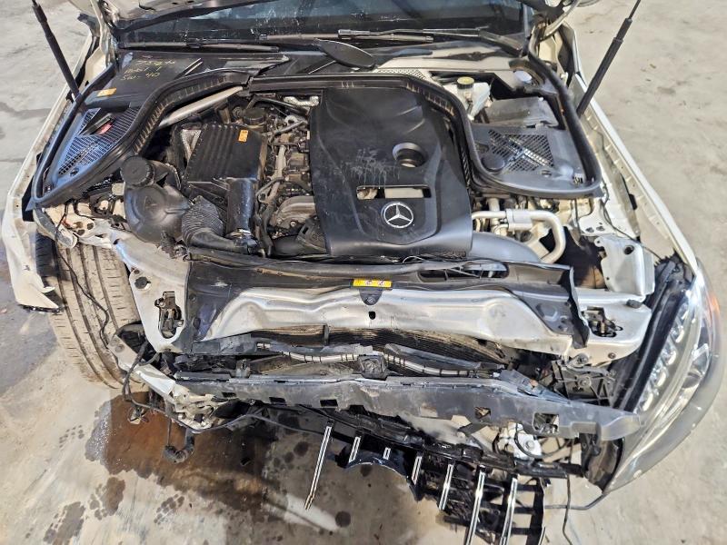 Photo 11 from auction – 2015 MERCEDES-BENZ C with VIN 55SWF4KB2FU080375