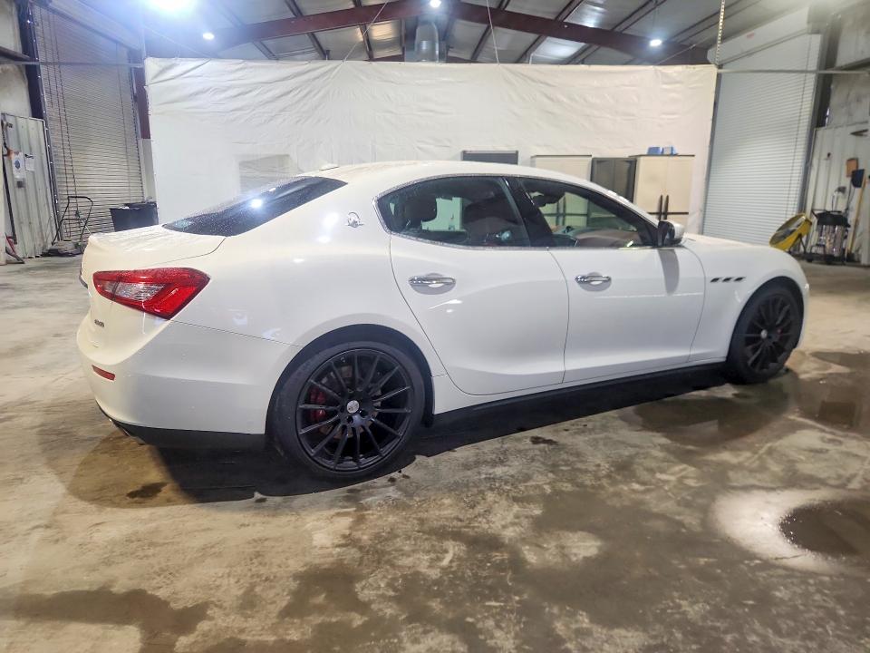 Photo 3 from auction – 2017 MASERATI GHIBLI with VIN ZAM57RTA6H1238074