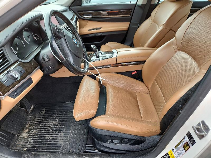 Photo 7 from auction – 2012 BMW 750 with VIN WBAKC6C57CC395577
