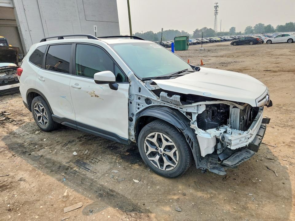 Фото 4 с аукциона – 2020 SUBARU FORESTER с VIN JF2SKAJC4LH466832