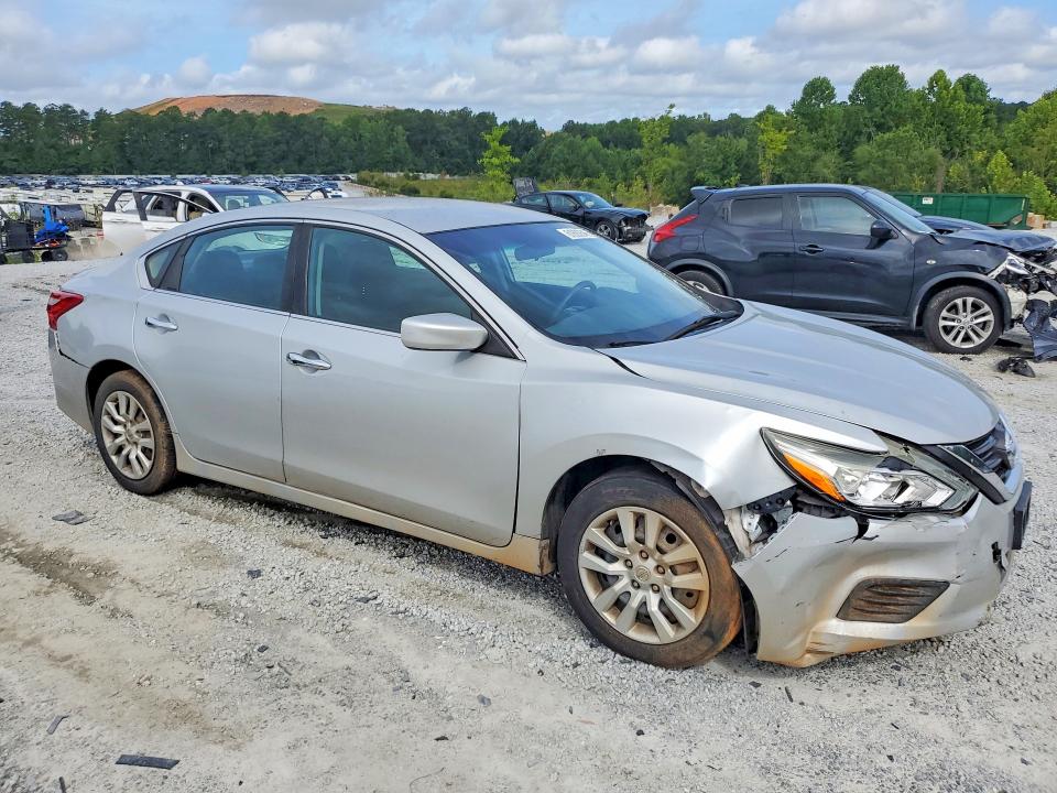 Photo 4 from auction – 2016 NISSAN ALTIMA with VIN 1N4AL3AP1GN378162