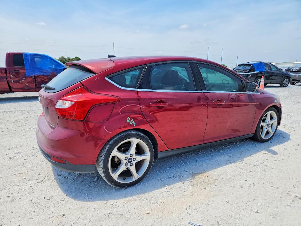 Photo 3 from auction – 2013 FORD FOCUS with VIN 1FADP3N29DL243857