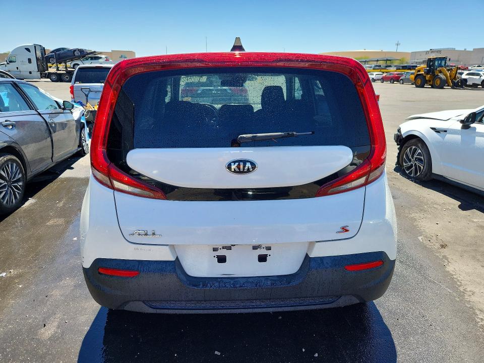 Photo 6 from auction – 2020 KIA SOUL with VIN KNDJ23AU0L7058607