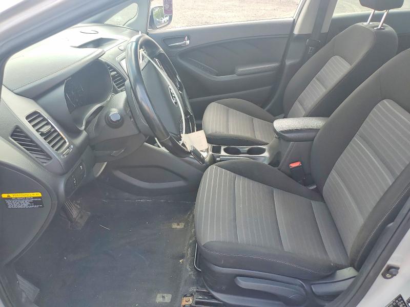 Photo 7 from auction – 2017 KIA FORTE with VIN 3KPFL4A81HE087147