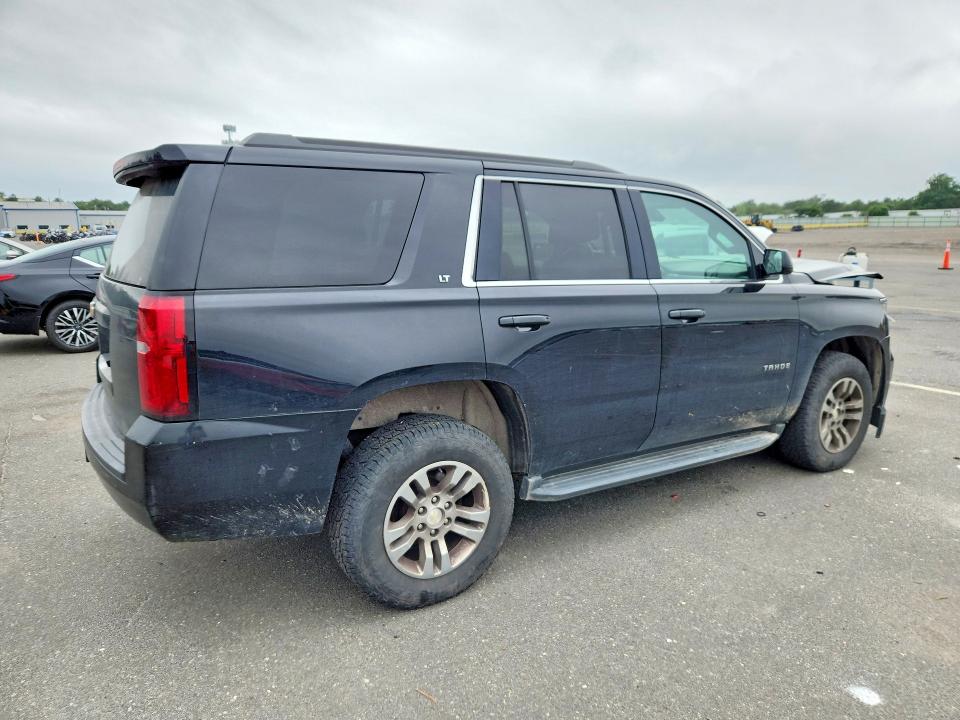 Photo 3 from auction – 2017 CHEVROLET TAHOE with VIN 1GNSKBKC9HR218734