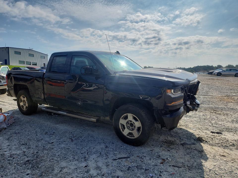 Photo 4 from auction – 2018 CHEVROLET SILVERADO with VIN 1GCRCPEC8JZ272772