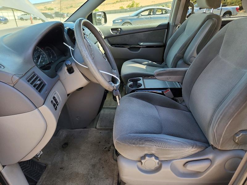 Photo 7 from auction – 2004 TOYOTA SIENNA with VIN 5TDBA23C34S003467
