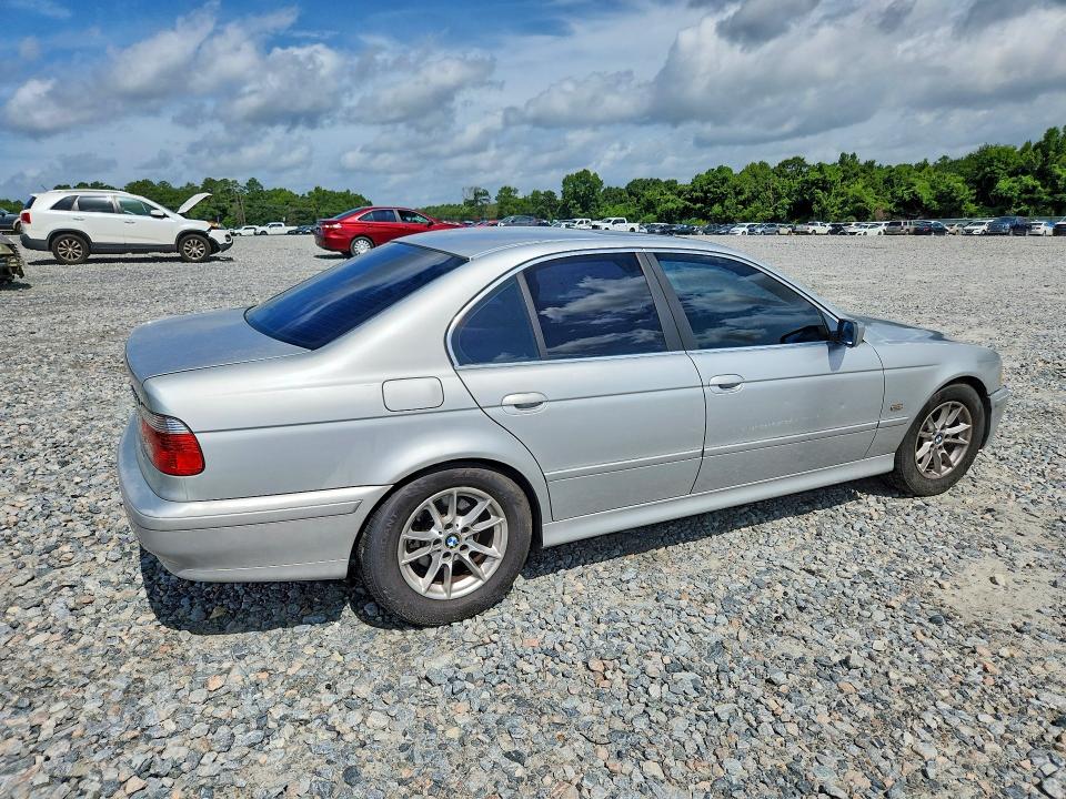 Photo 3 from auction – 2003 BMW 525 with VIN WBADT43423G033850