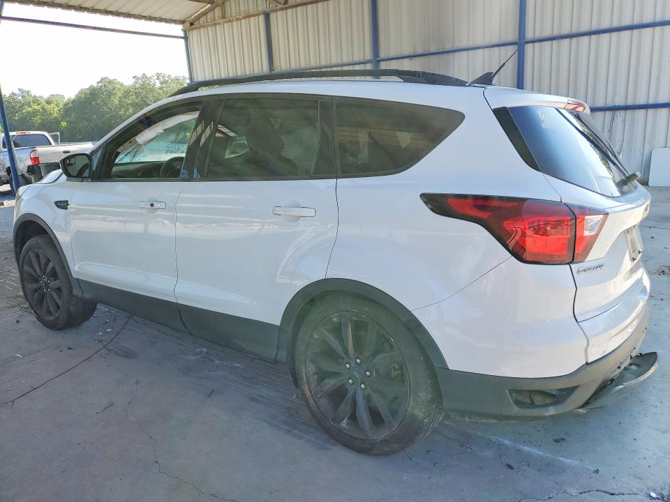 Photo 2 from auction – 2019 FORD ESCAPE with VIN 1FMCU0GD5KUA21511