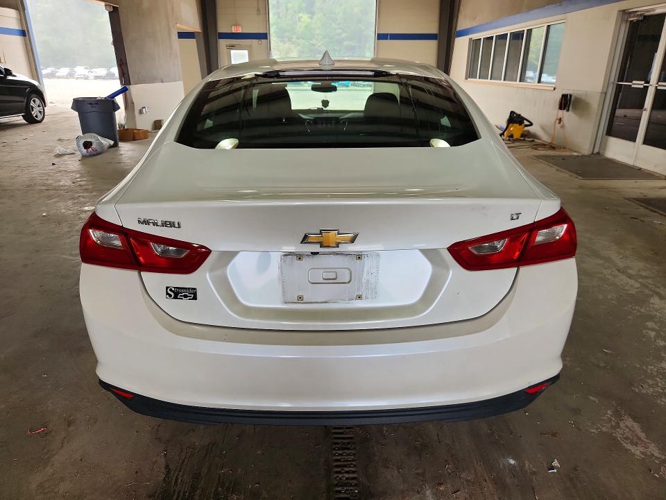 Photo 6 from auction – 2017 CHEVROLET MALIBU with VIN 1G1ZE5ST7HF202252