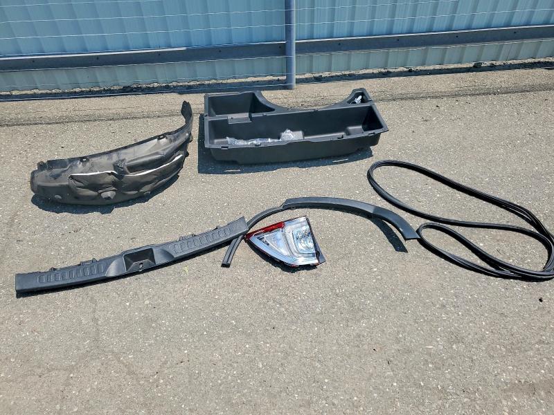 Photo 13 from auction – 2023 HONDA PASSPORT with VIN 5FNYF8H54PB024152