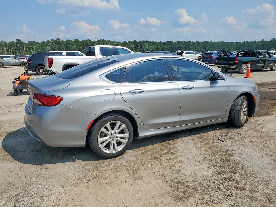 Photo 3 from auction – 2015 CHRYSLER 200 with VIN 1C3CCCAB3FN698481