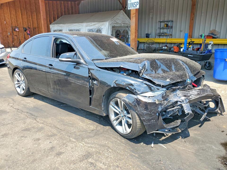 Photo 4 from auction – 2018 BMW 330 with VIN WBA8D9C58JEM34199