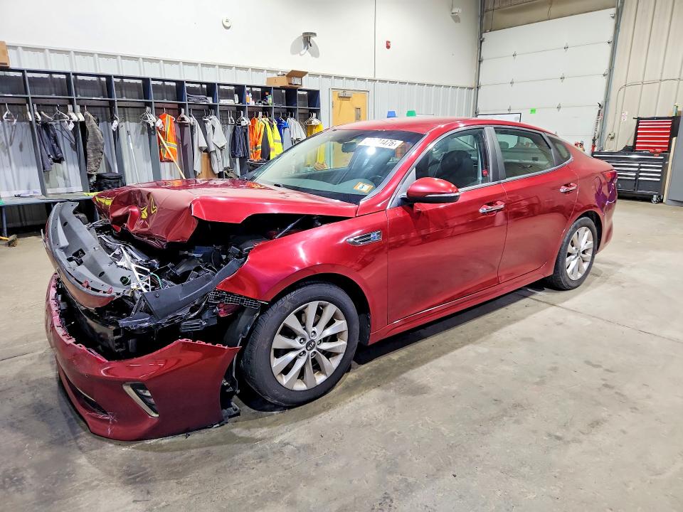 KIA OPTIMA 2018 with VIN 5XXGT4L33JG213334 - Photo from auction