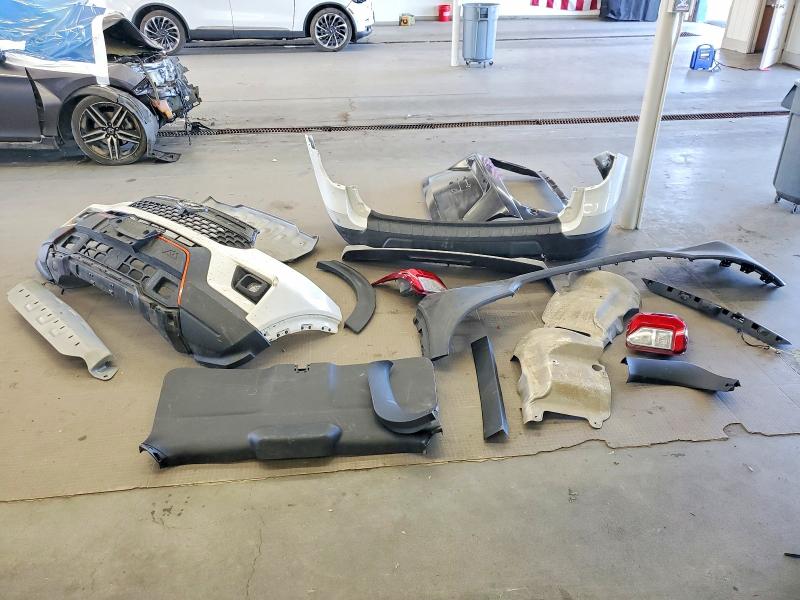 Photo 13 from auction – 2023 FORD EXPLORER with VIN 1FMSK8JH5PGA28539