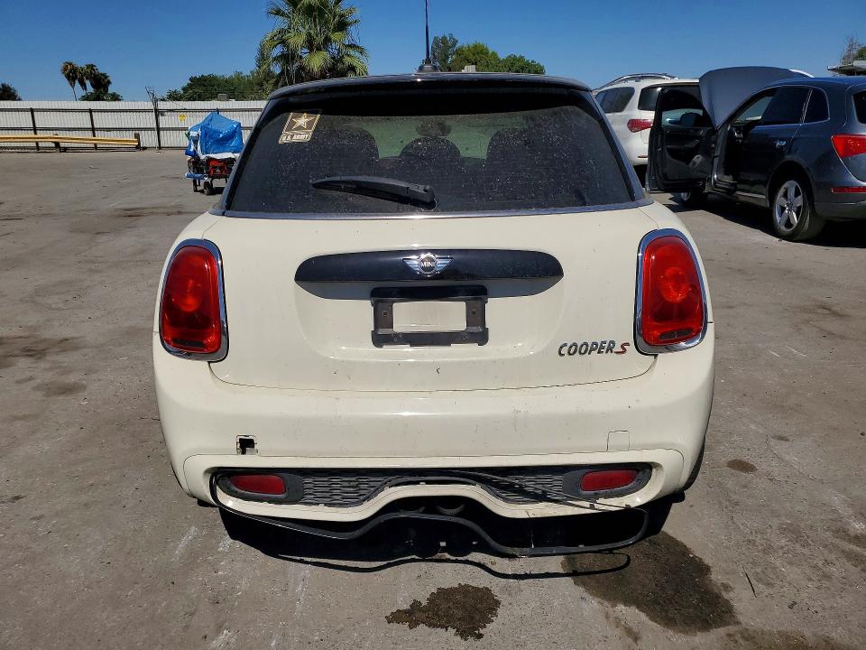 Photo 6 from auction – 2015 MINI COOPER with VIN WMWXU3C55F2B56205